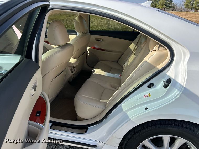 image for item NE9610 2011 Lexus  ES 350  