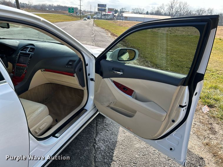 image for item NE9610 2011 Lexus  ES 350  