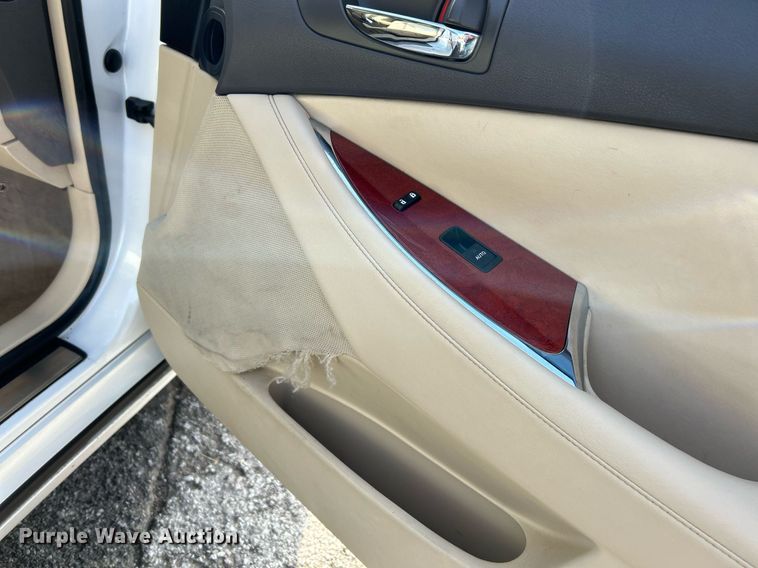 image for item NE9610 2011 Lexus  ES 350  