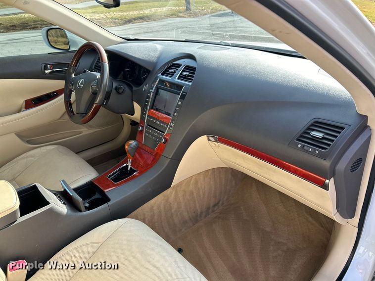 image for item NE9610 2011 Lexus  ES 350  