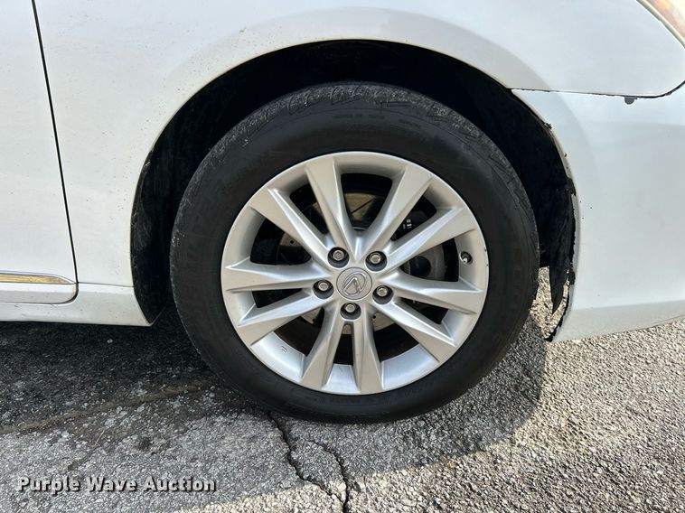 image for item NE9610 2011 Lexus  ES 350  