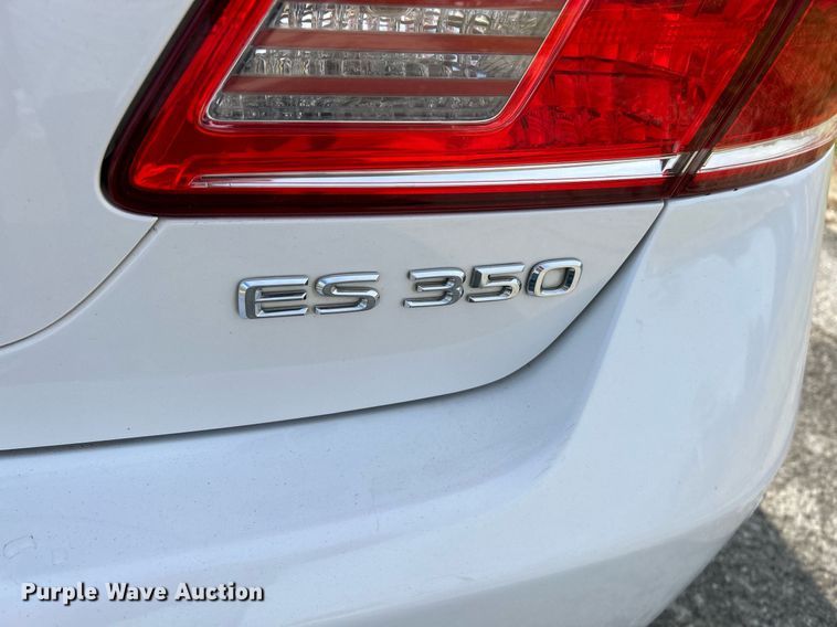 image for item NE9610 2011 Lexus  ES 350  