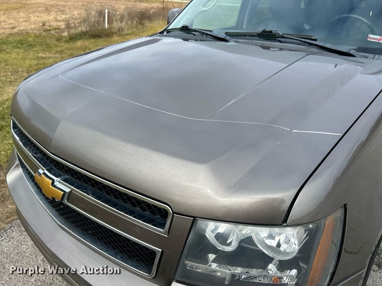 image for item NE9616 2012 Chevrolet Suburban  SUV