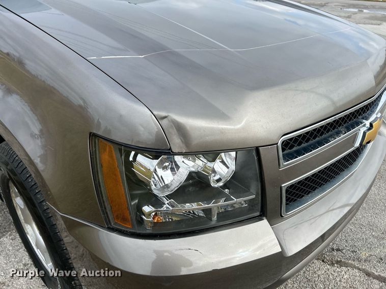 image for item NE9616 2012 Chevrolet Suburban  SUV