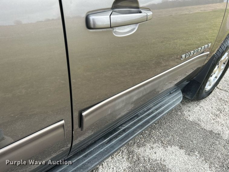 image for item NE9616 2012 Chevrolet Suburban  SUV