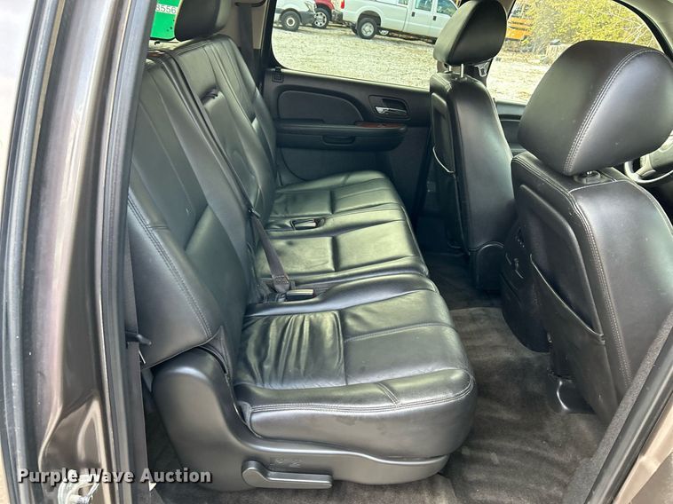 image for item NE9616 2012 Chevrolet Suburban  SUV