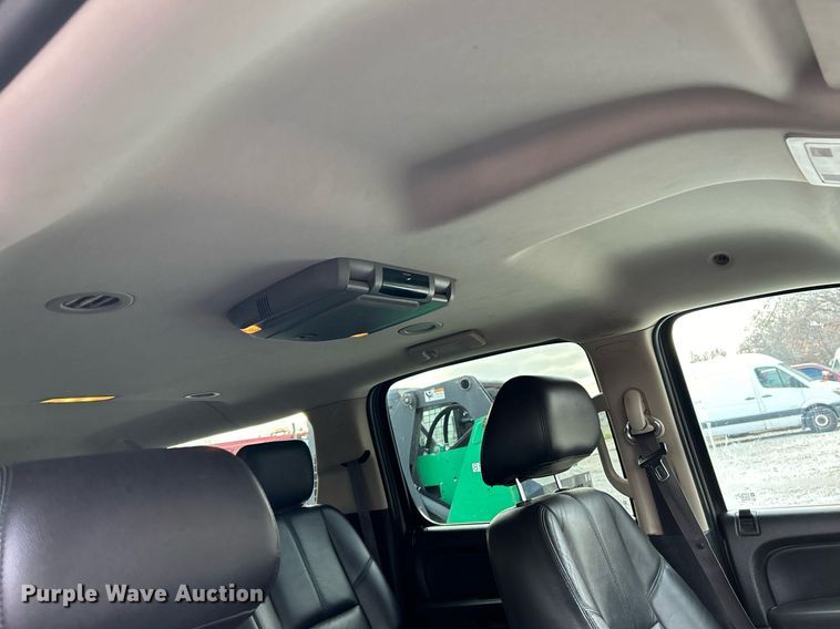image for item NE9616 2012 Chevrolet Suburban  SUV