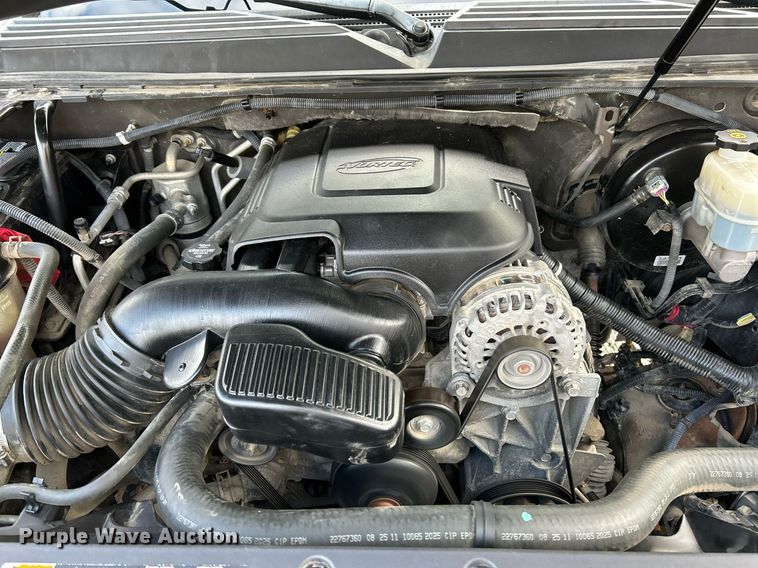 image for item NE9616 2012 Chevrolet Suburban  SUV