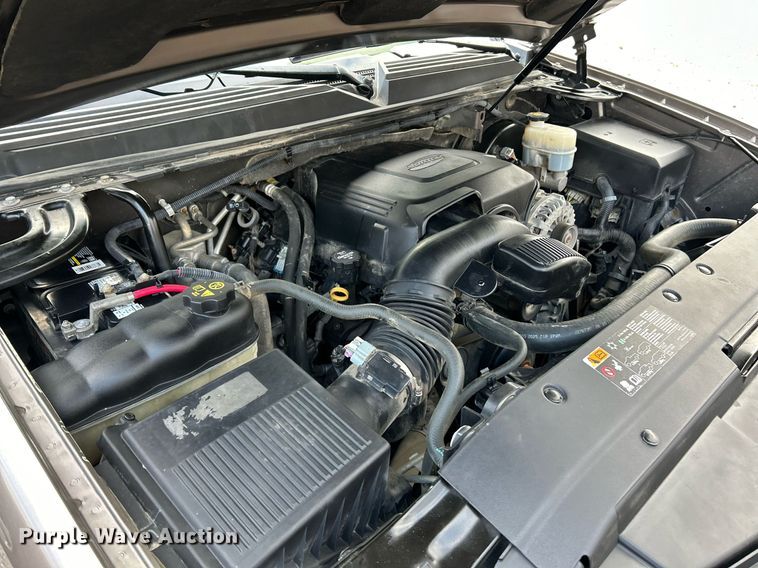 image for item NE9616 2012 Chevrolet Suburban  SUV