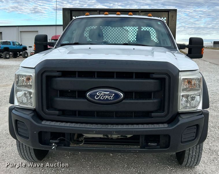 image for item NE9661 2014 Ford F550 Super Duty XL  dump flatbed truck