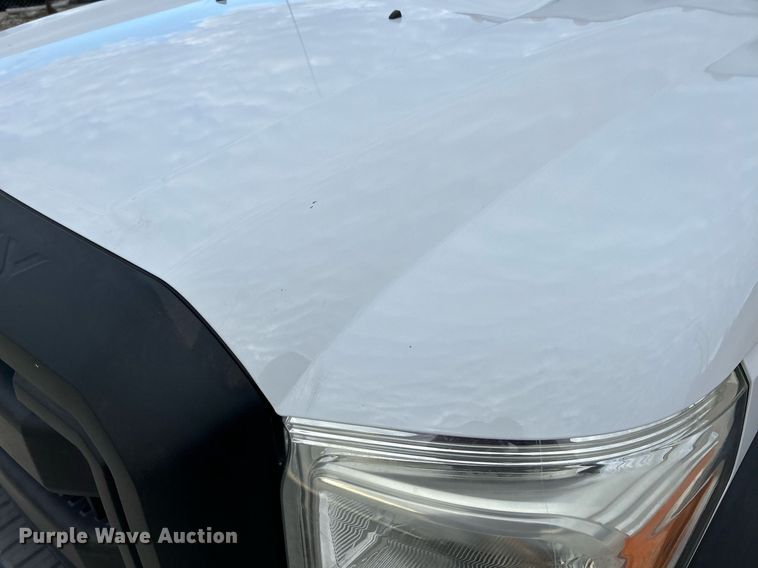 image for item NE9661 2014 Ford F550 Super Duty XL  dump flatbed truck