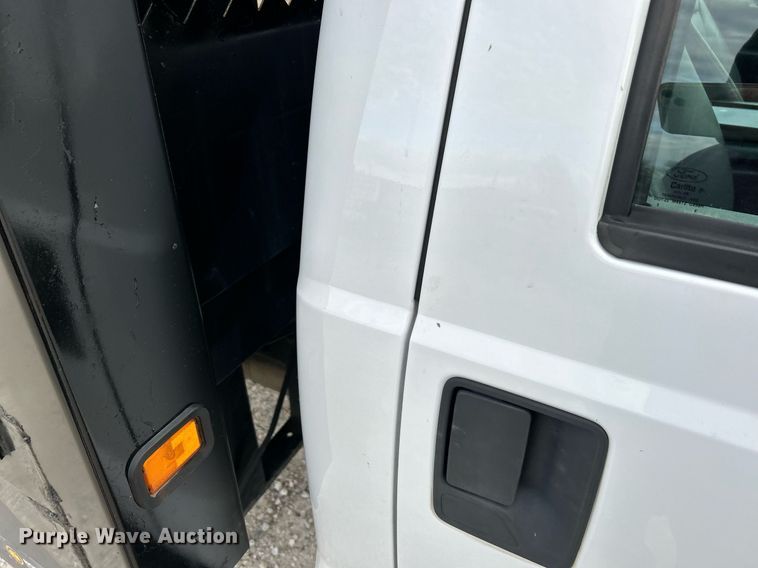 image for item NE9661 2014 Ford F550 Super Duty XL  dump flatbed truck