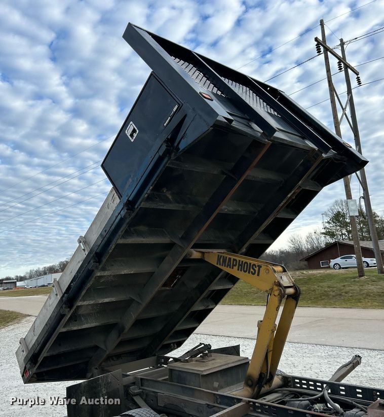 image for item NE9661 2014 Ford F550 Super Duty XL  dump flatbed truck