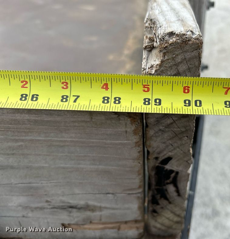 image for item NE9661 2014 Ford F550 Super Duty XL  dump flatbed truck