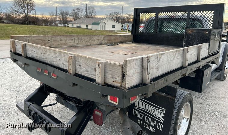 image for item NE9661 2014 Ford F550 Super Duty XL  dump flatbed truck