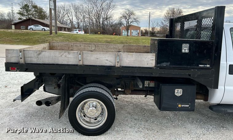 image for item NE9661 2014 Ford F550 Super Duty XL  dump flatbed truck