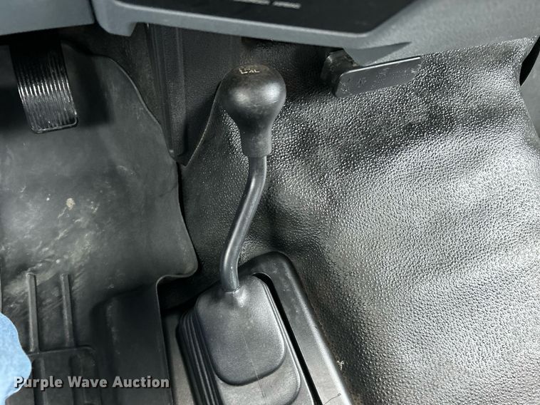 image for item NE9661 2014 Ford F550 Super Duty XL  dump flatbed truck