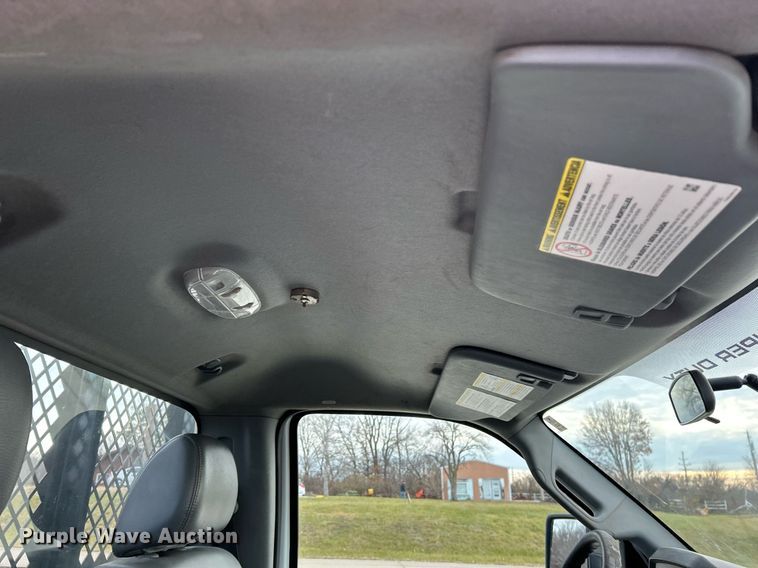 image for item NE9661 2014 Ford F550 Super Duty XL  dump flatbed truck