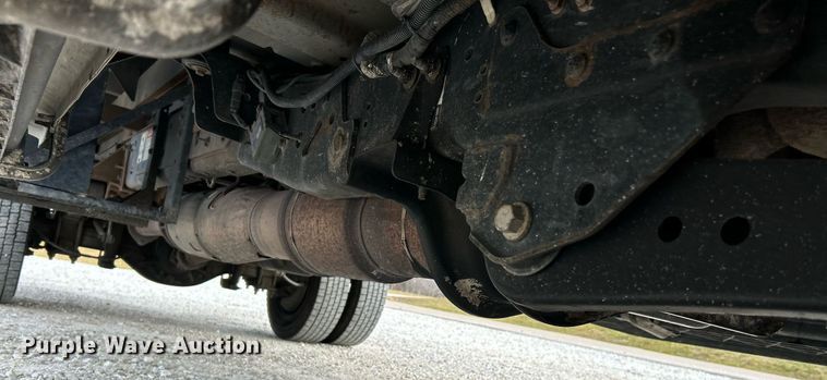 image for item NE9661 2014 Ford F550 Super Duty XL  dump flatbed truck