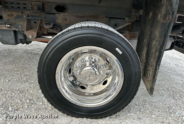 image for item NE9661 2014 Ford F550 Super Duty XL  dump flatbed truck