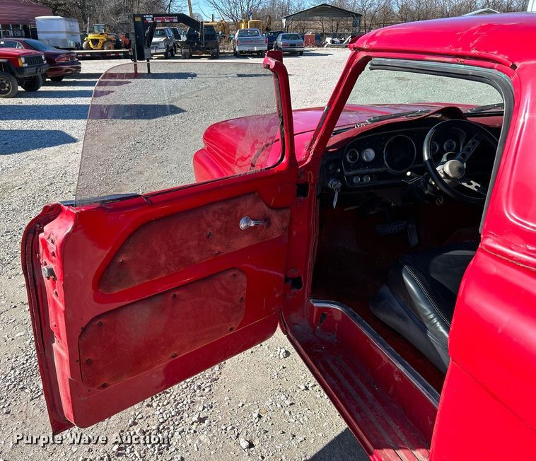 image for item NE9688 1962 Ford F100 pickup truck