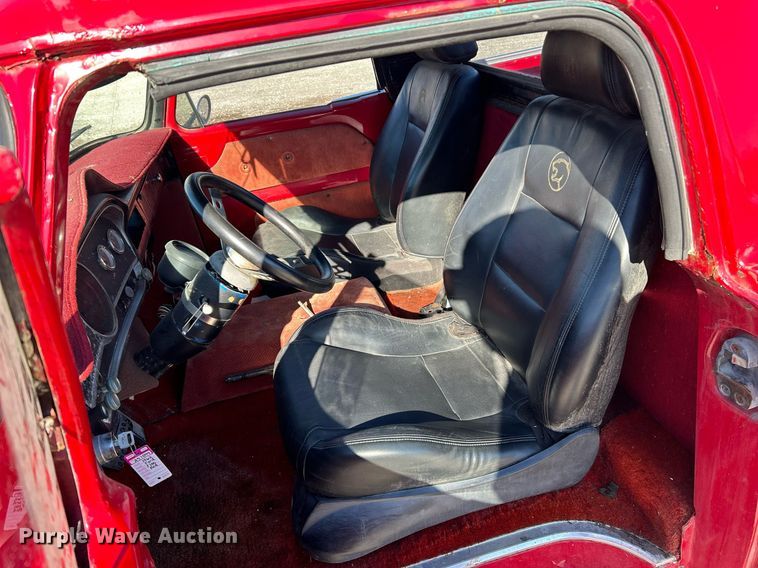 image for item NE9688 1962 Ford F100 pickup truck