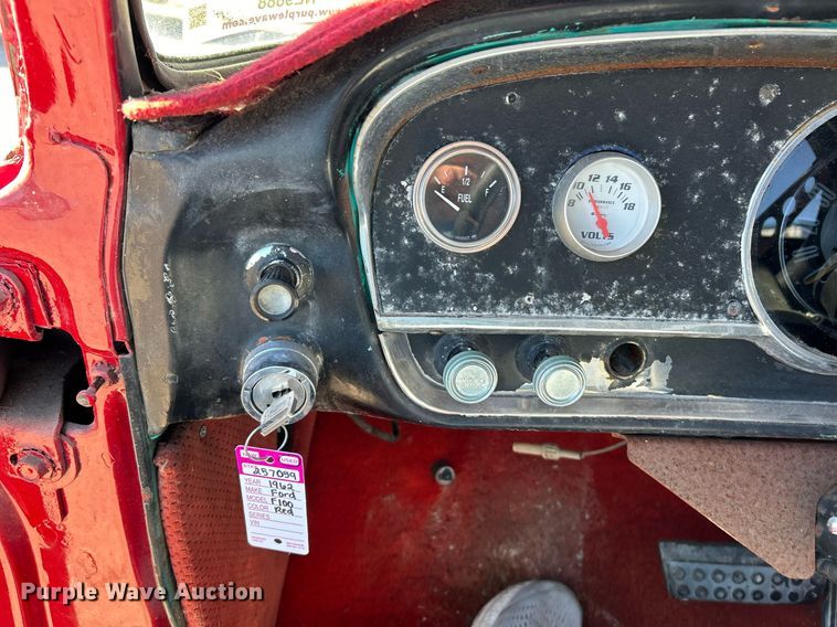 image for item NE9688 1962 Ford F100 pickup truck
