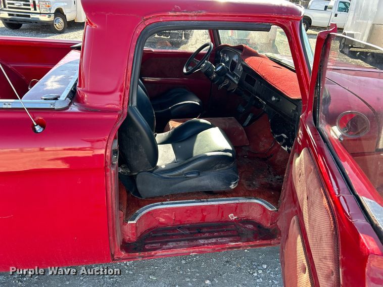 image for item NE9688 1962 Ford F100 pickup truck