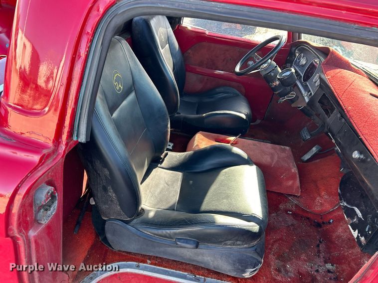 image for item NE9688 1962 Ford F100 pickup truck