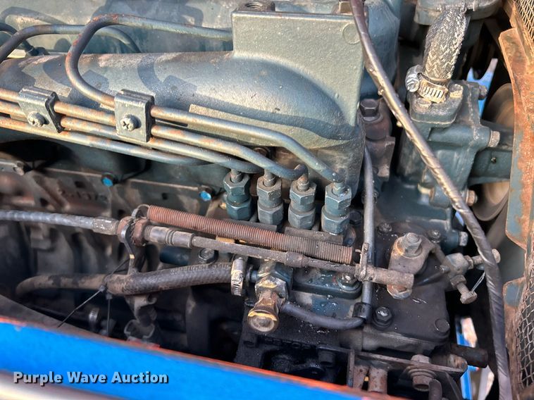 image for item NE9692 2003 Moffett M5500 forklift