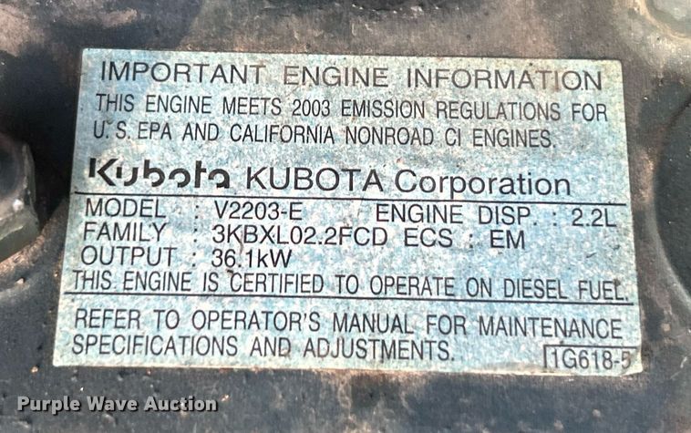 image for item NE9692 2003 Moffett M5500 forklift