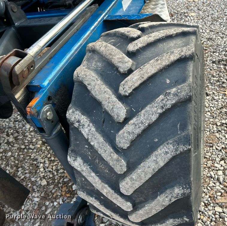 image for item NE9692 2003 Moffett M5500 forklift