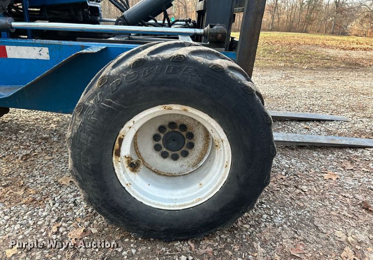 image for item NE9692 2003 Moffett M5500 forklift