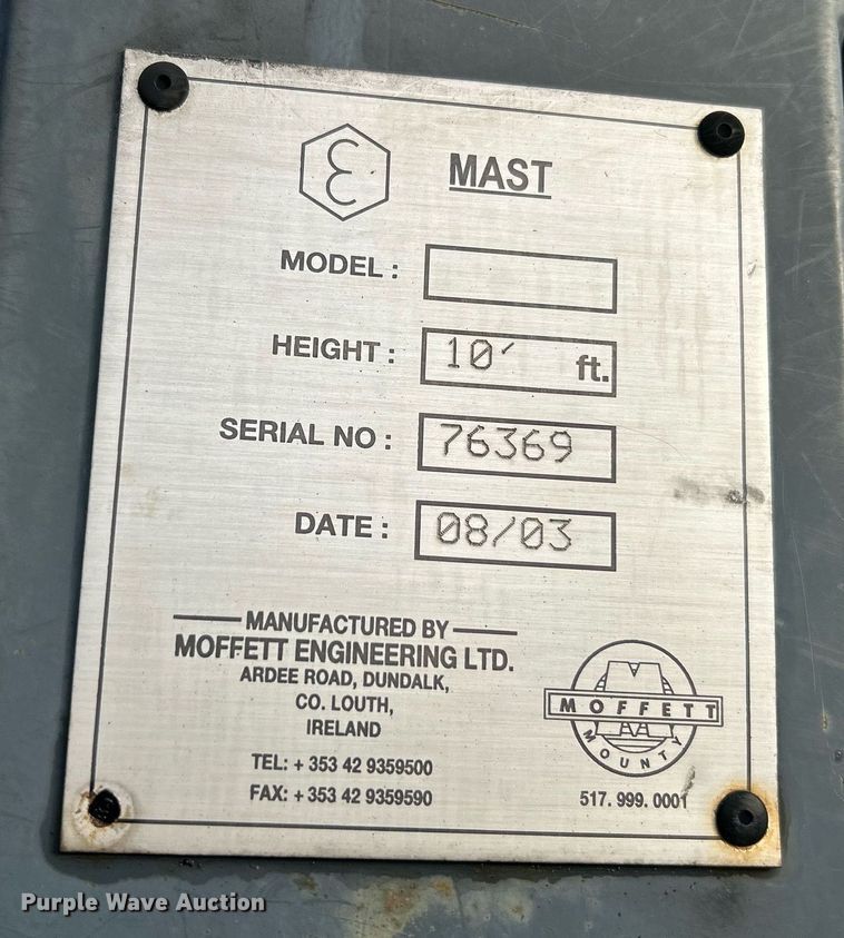image for item NE9692 2003 Moffett M5500 forklift