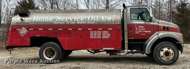 image for item NE9693 1999 Sterling L7501 fuel truck