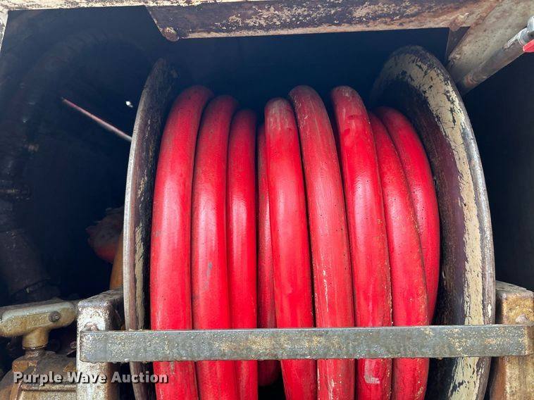 image for item NE9693 1999 Sterling L7501 fuel truck