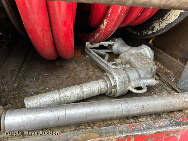 image for item NE9693 1999 Sterling L7501 fuel truck