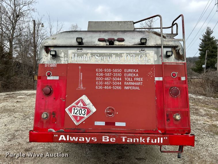 image for item NE9693 1999 Sterling L7501 fuel truck