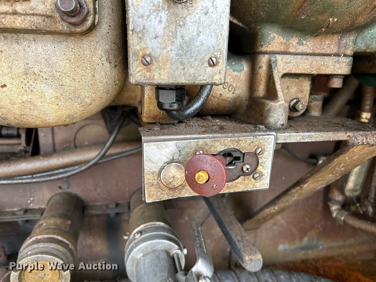 image for item NE9693 1999 Sterling L7501 fuel truck