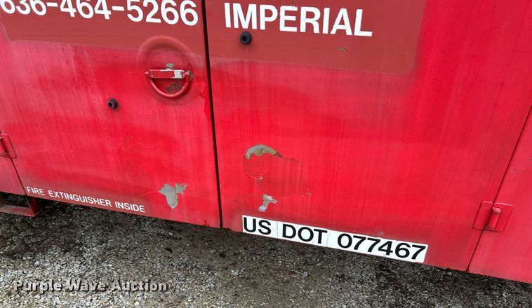 image for item NE9693 1999 Sterling L7501 fuel truck