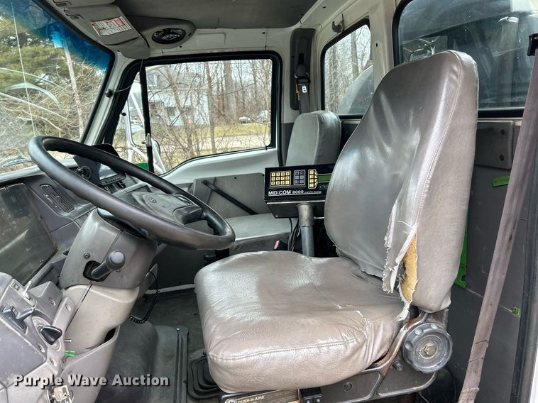 image for item NE9693 1999 Sterling L7501 fuel truck