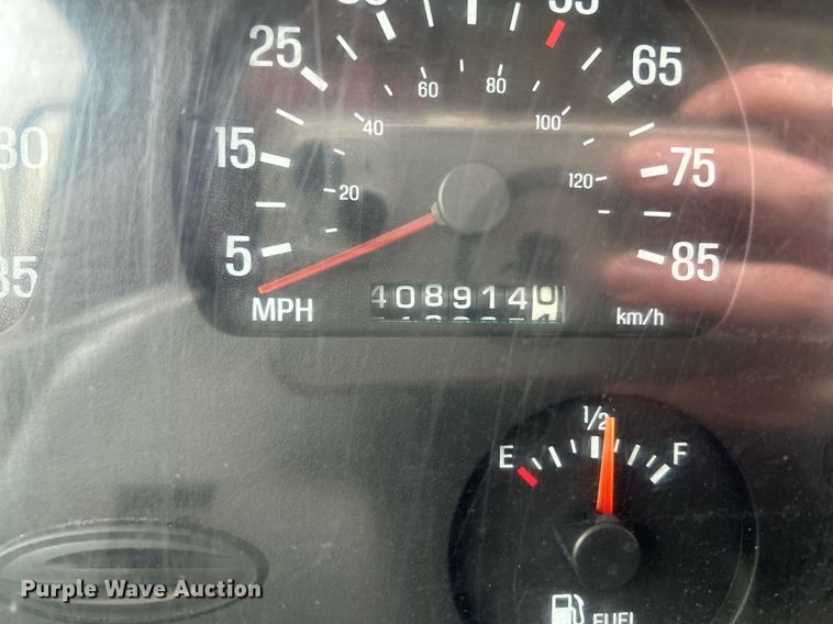 image for item NE9693 1999 Sterling L7501 fuel truck