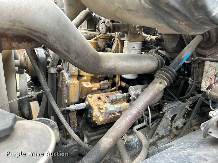 image for item NE9693 1999 Sterling L7501 fuel truck