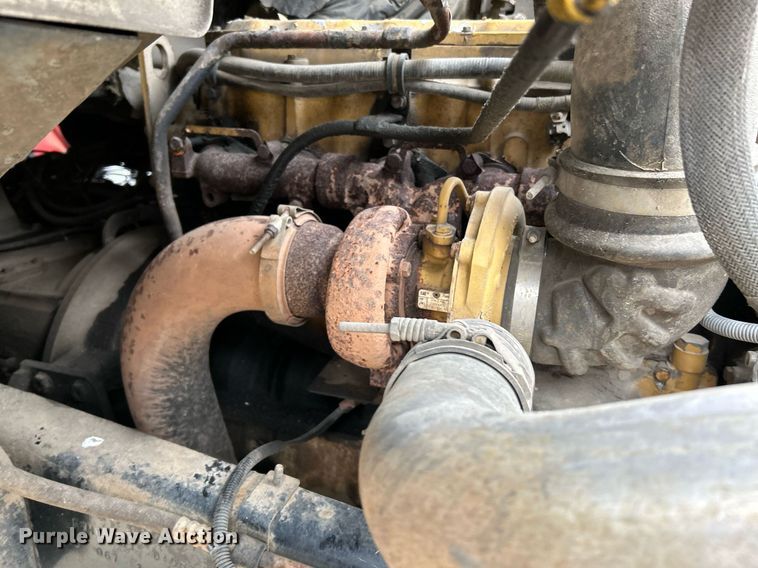 image for item NE9693 1999 Sterling L7501 fuel truck