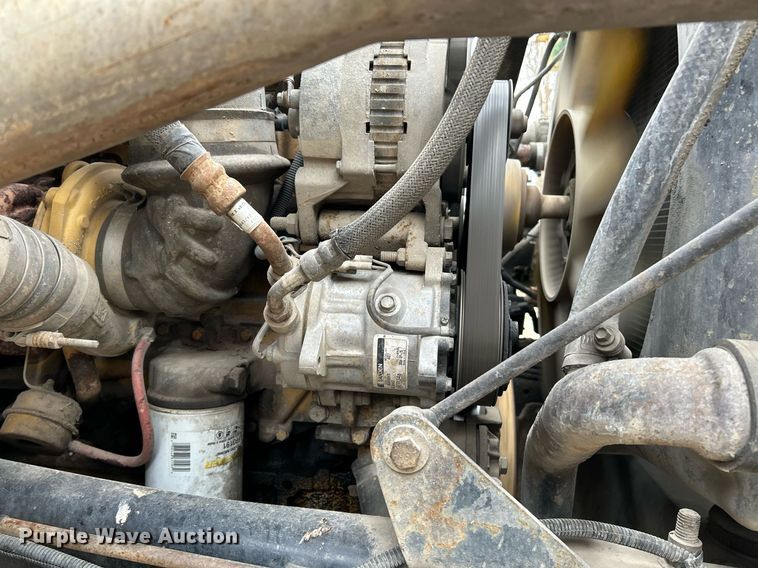 image for item NE9693 1999 Sterling L7501 fuel truck