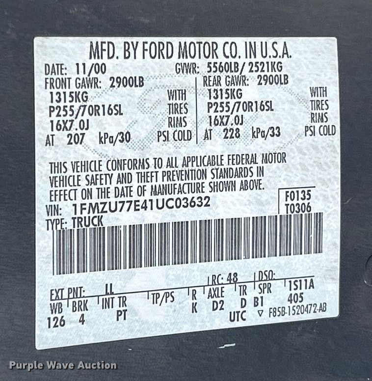 image for item NE9694 2001 Ford Explorer Sport Trac SUV