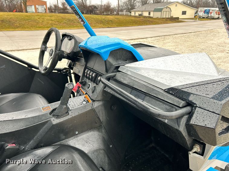 image for item NE9706 2017 Can-Am Maverick XMR 1000R utility vehicle