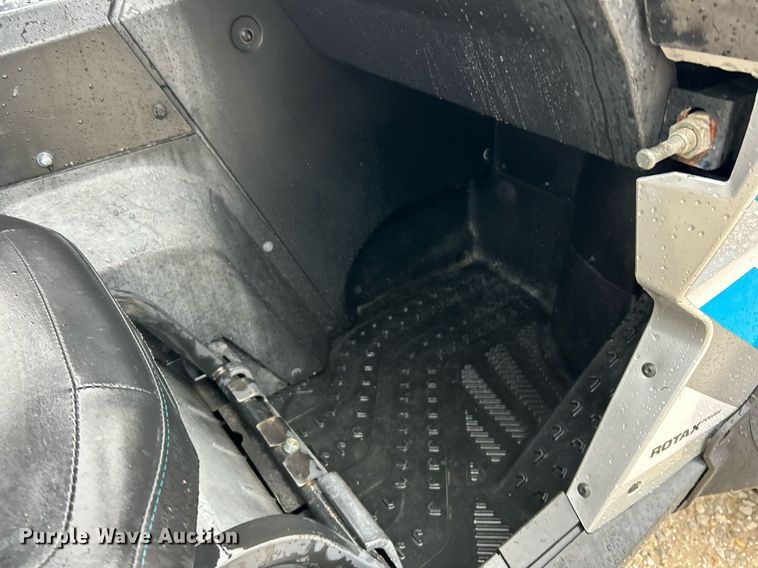 image for item NE9706 2017 Can-Am Maverick XMR 1000R utility vehicle