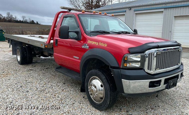 image for item NE9709 2006 Ford F550 Super Duty XLT  rollback truck