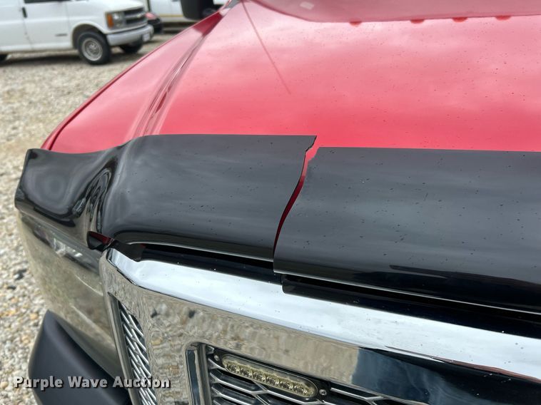 image for item NE9709 2006 Ford F550 Super Duty XLT  rollback truck